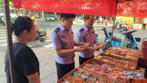 临川区市场监管局开展中秋 国庆节前食品安全专项检查 图